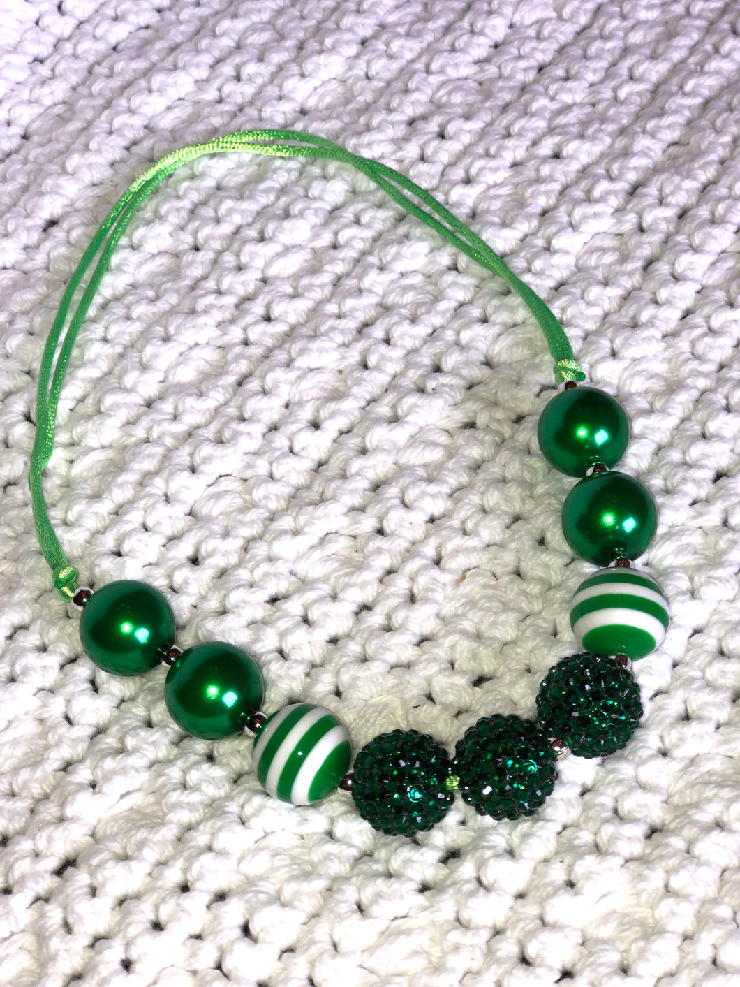 Adjustable Green and White Necklace