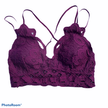 Load image into Gallery viewer, Crochet Lace Bralette
